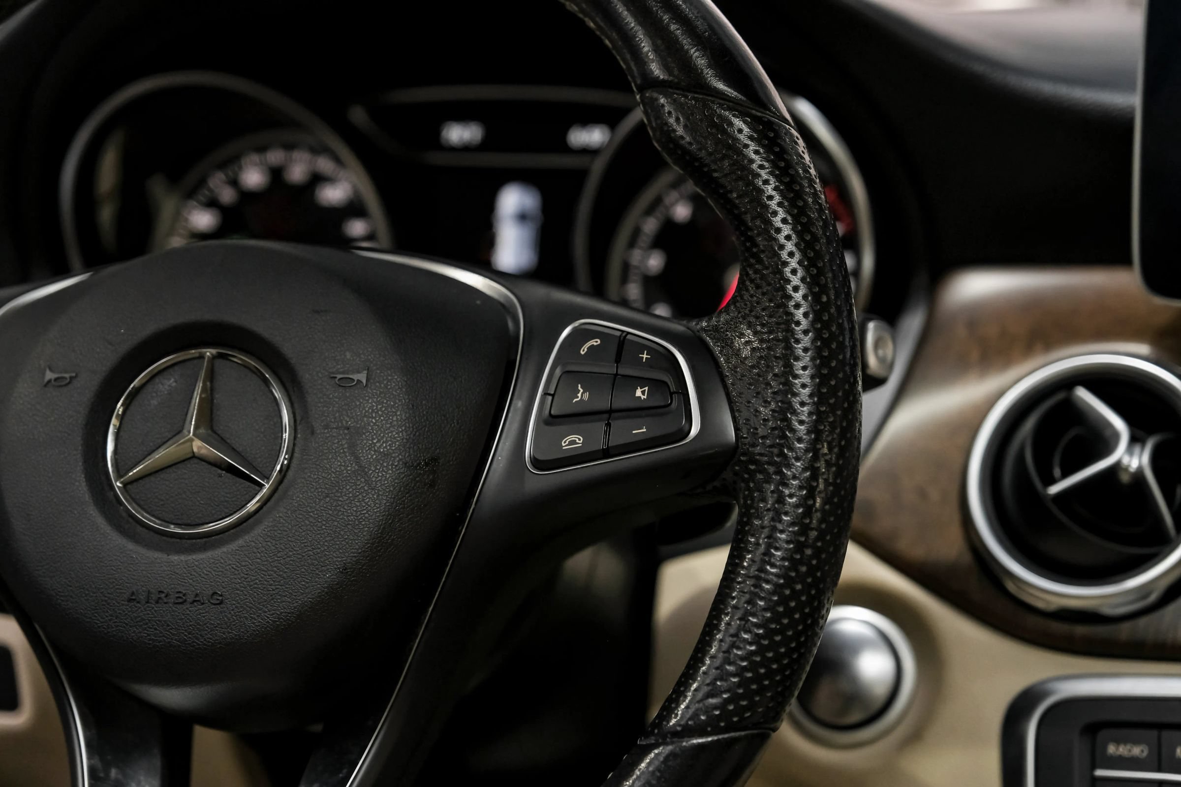 Used 2019 Mercedes-Benz GLA 250 image 16