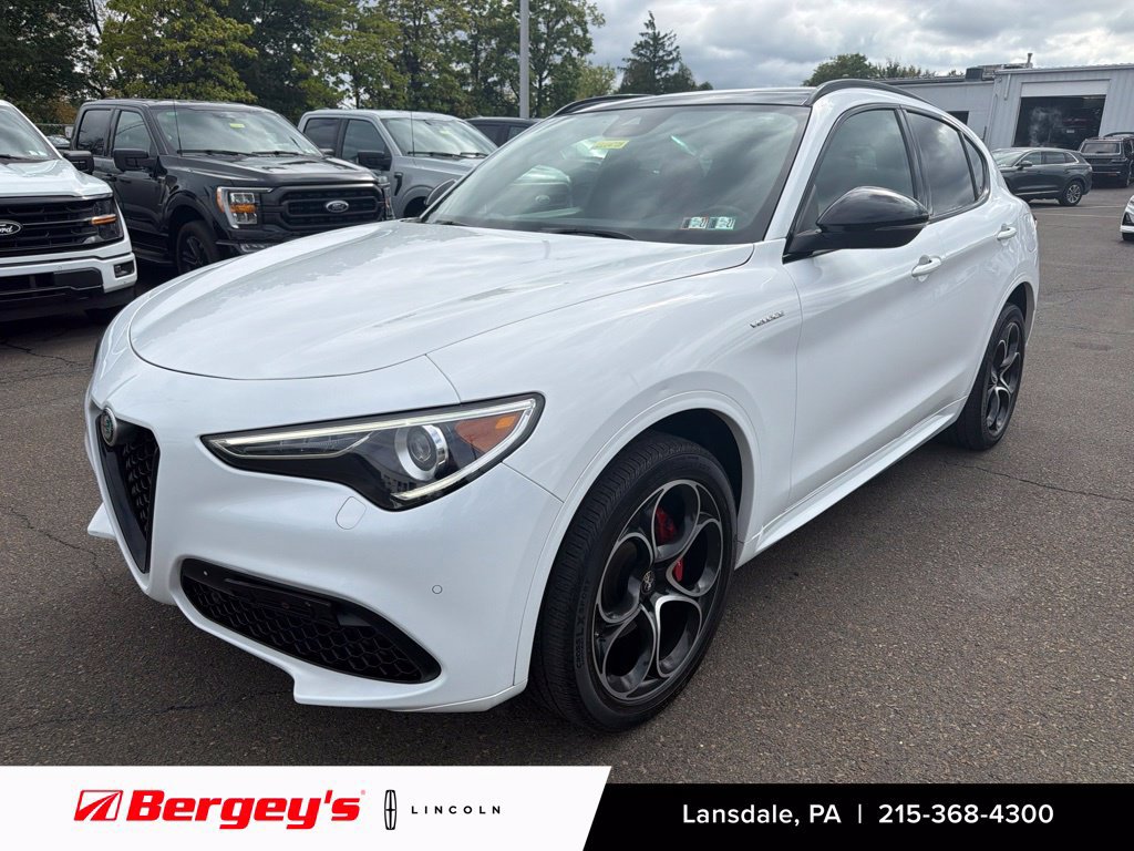 Used 2023 Alfa Romeo Stelvio Veloce
