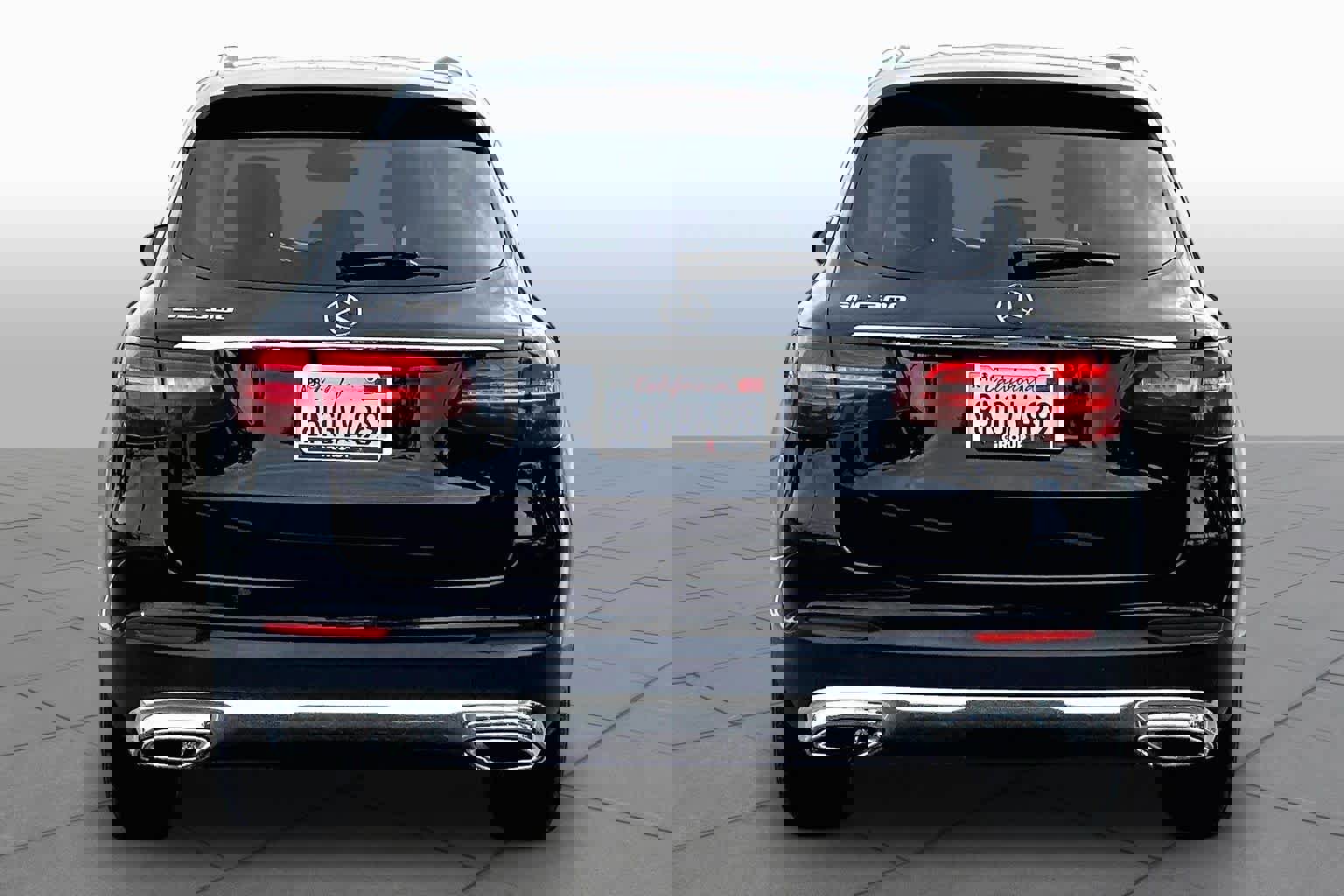 Used 2019 Mercedes-Benz GLC 300 image 4