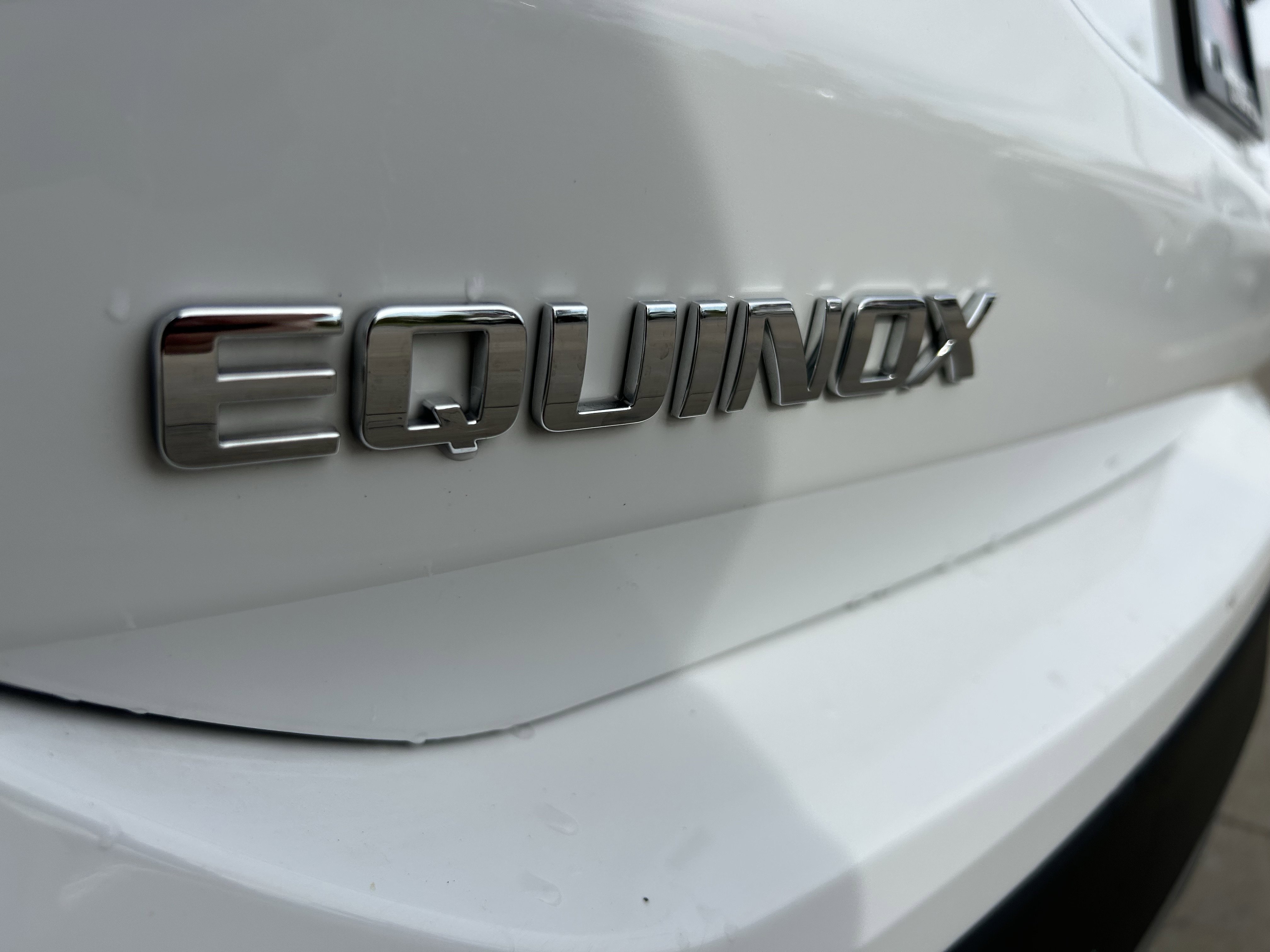 Used 2023 Chevrolet Equinox LT w/ Driver Convenience Package image 8