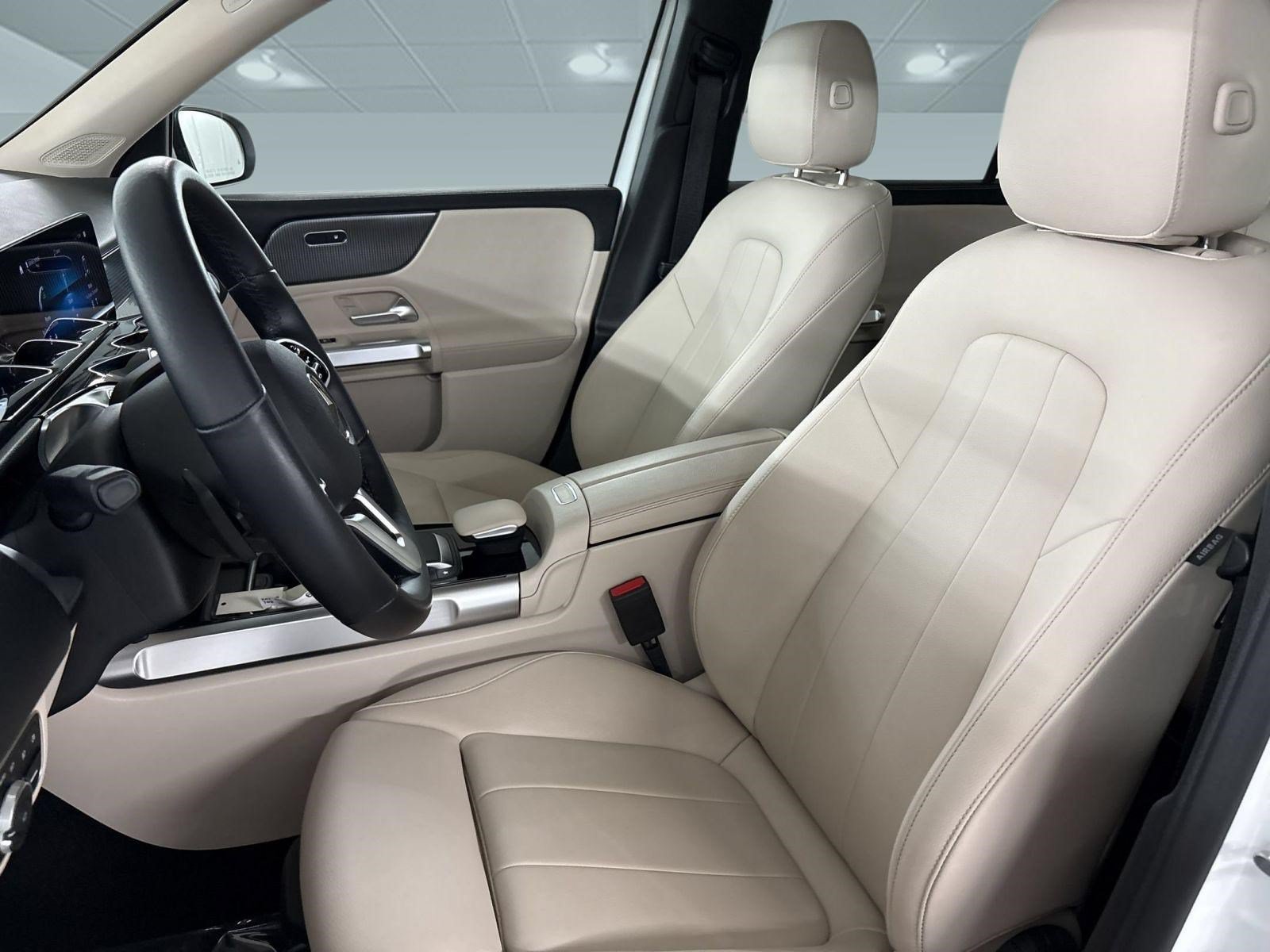 Used 2022 Mercedes-Benz GLB 250 image 5