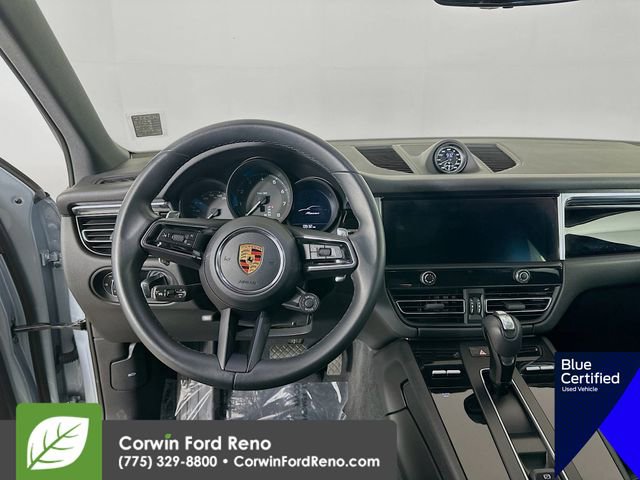 Used 2023 Porsche Macan Turbo image 27