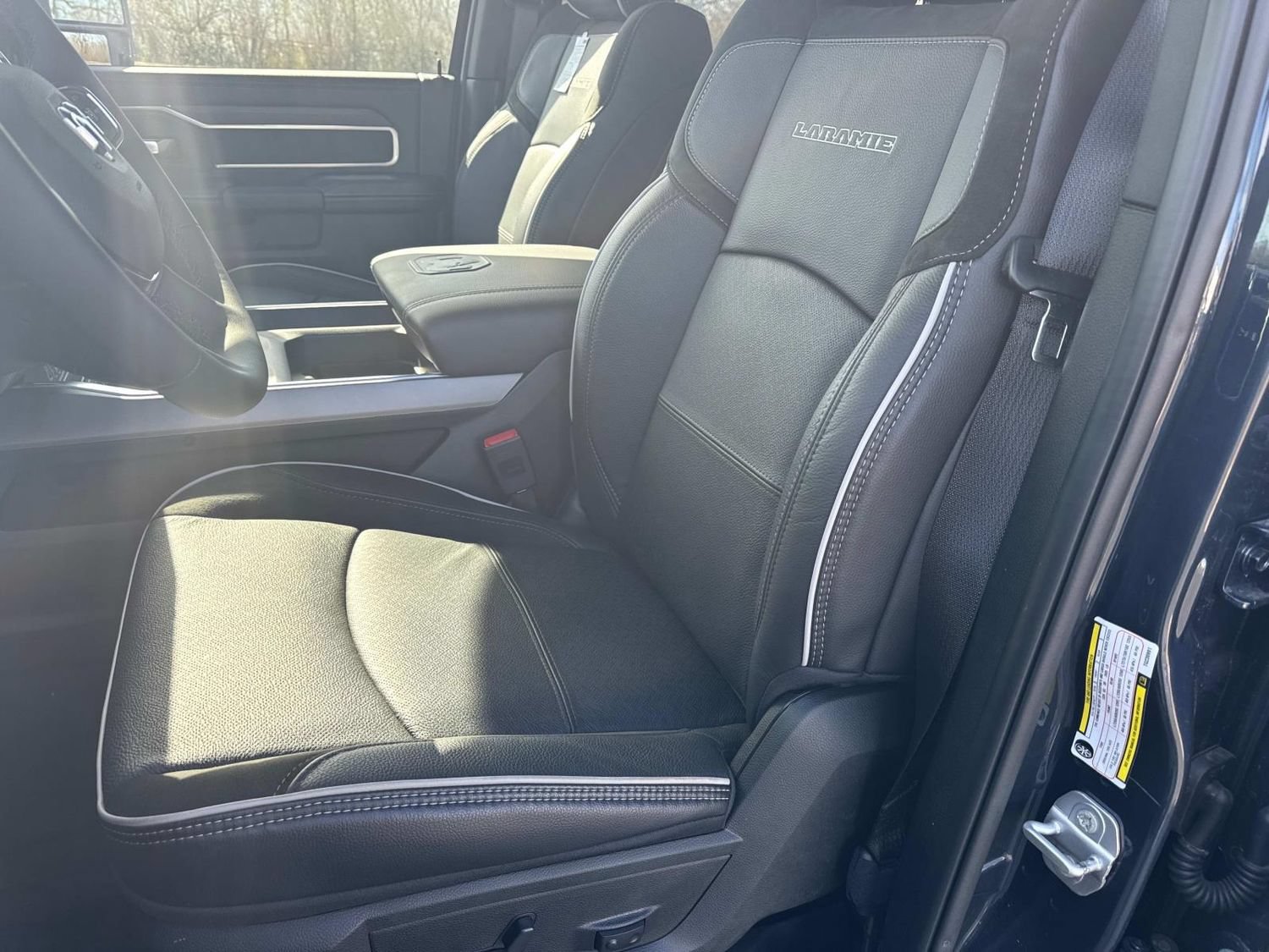 New 2026 RAM 2500 Laramie w/ Night Edition AWD/4WD image 27