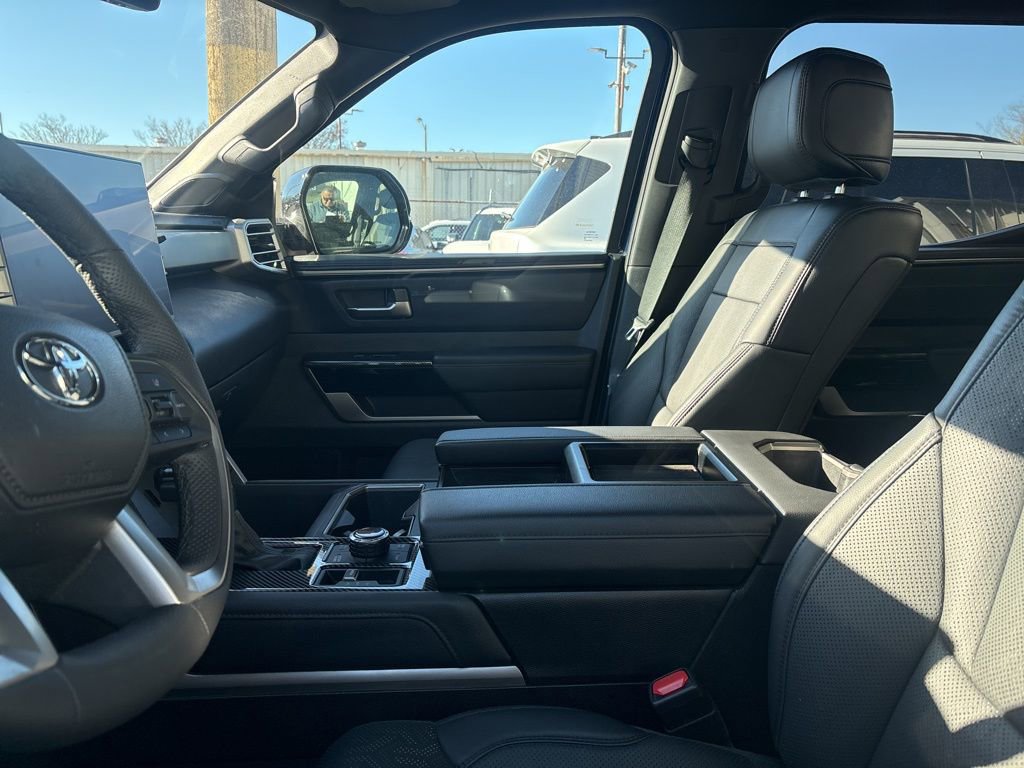 Used 2025 Toyota Tundra Limited image 14