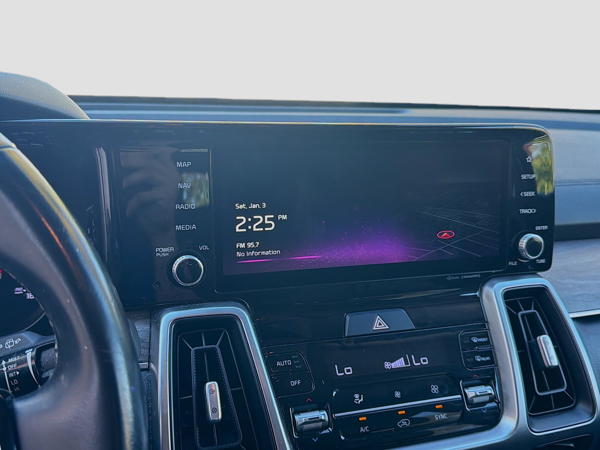 Used 2022 Kia Sorento S image 12