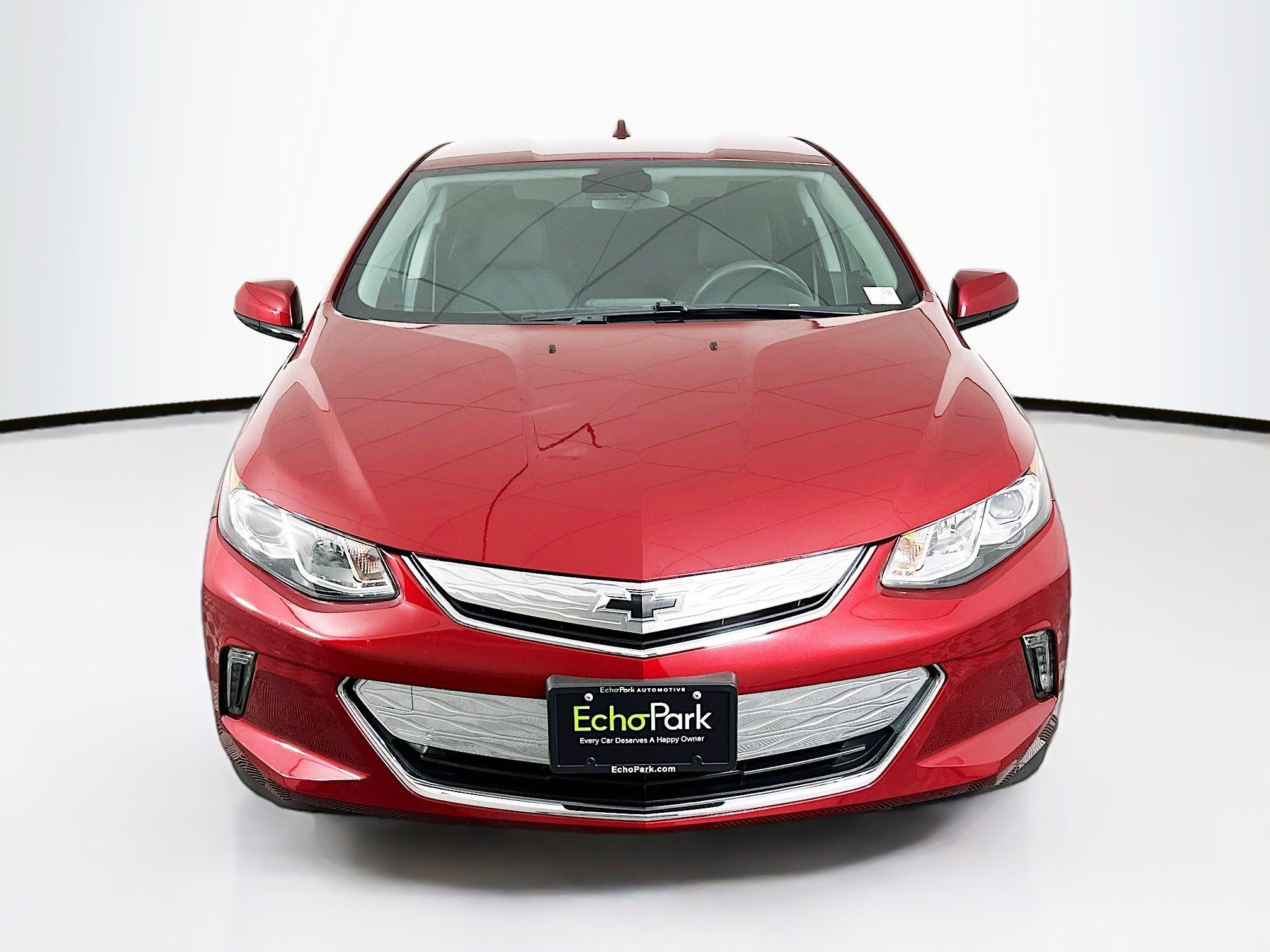 Used 2019 Chevrolet Volt LT image 2