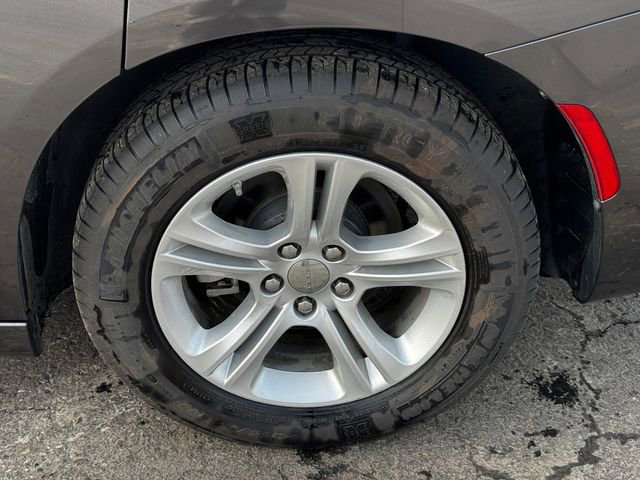 Certified 2023 Dodge Charger SXT image 11