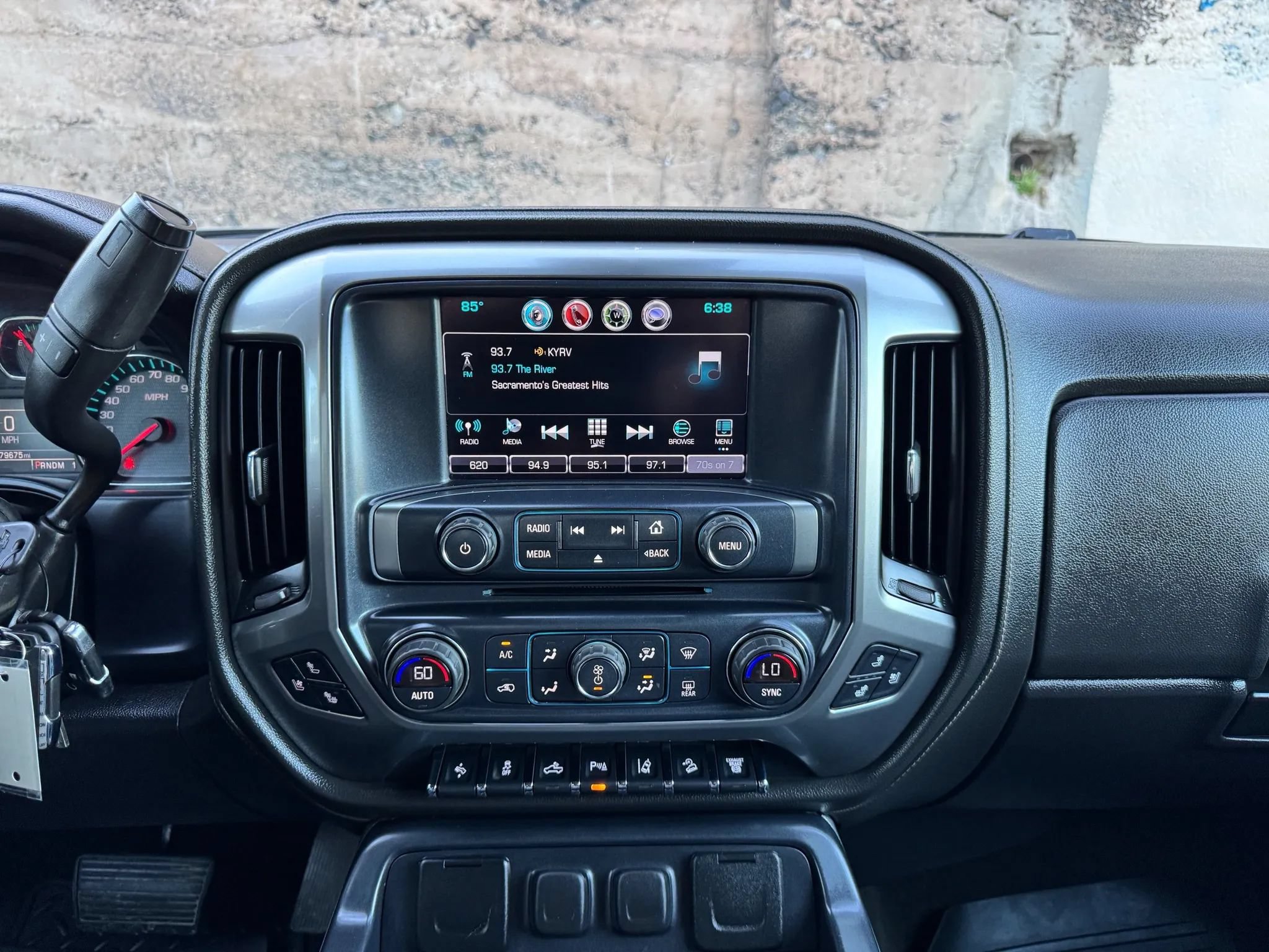 Used 2016 Chevrolet Silverado 2500 LTZ w/ Duramax Plus Package AWD/4WD image 27