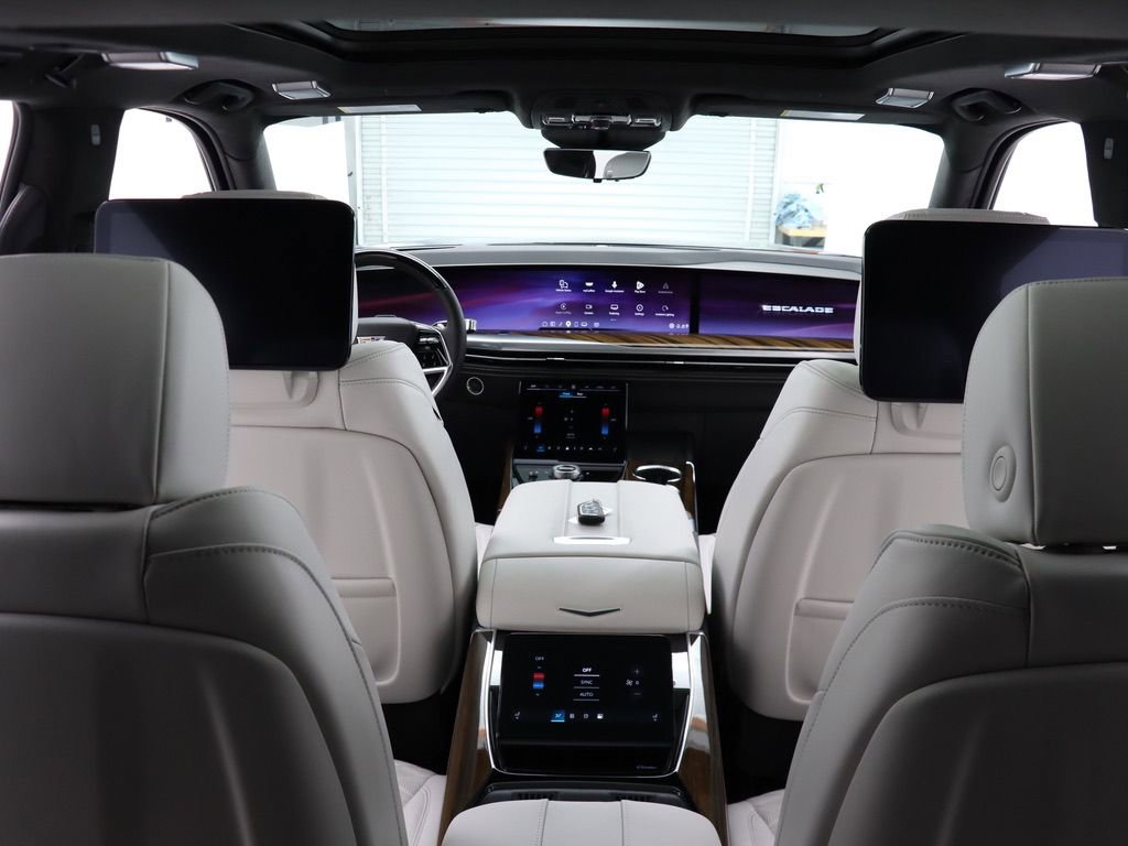 Used 2026 Cadillac Escalade Platinum Sport image 49