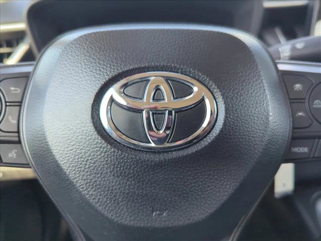 Used 2026 Toyota Corolla LE FWD image 24
