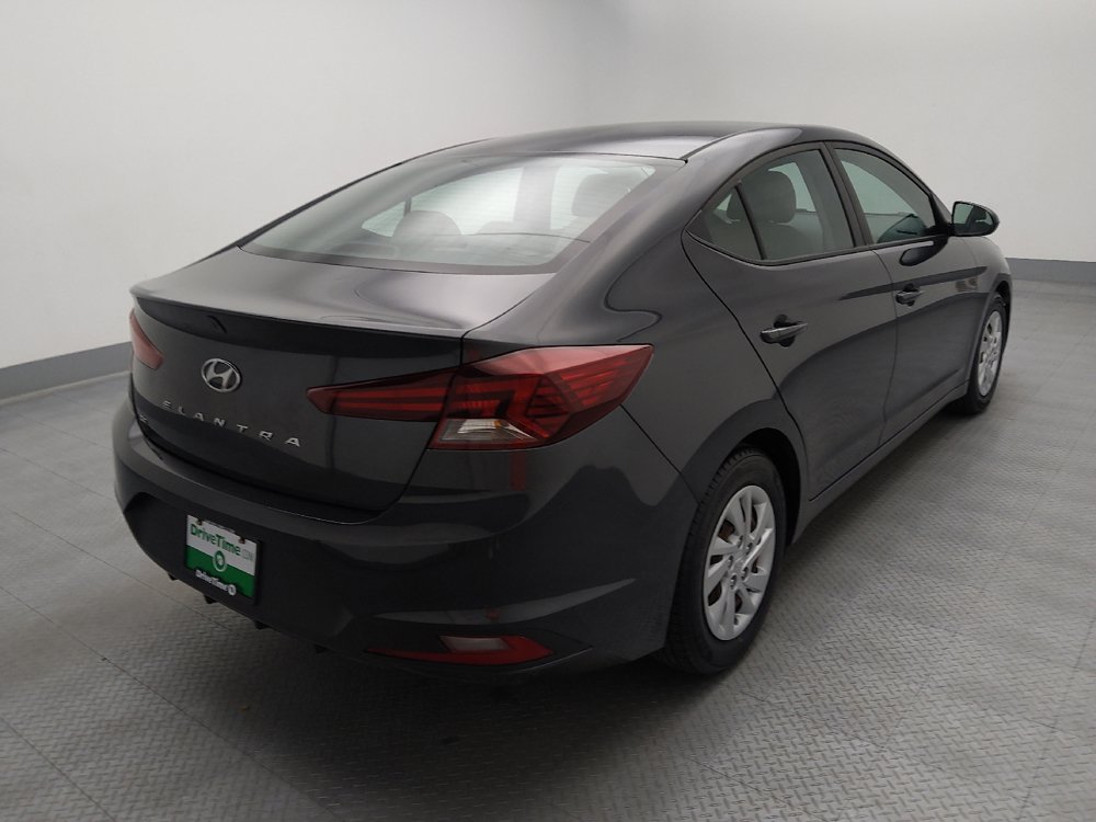 Used 2020 Hyundai Elantra SE FWD image 9