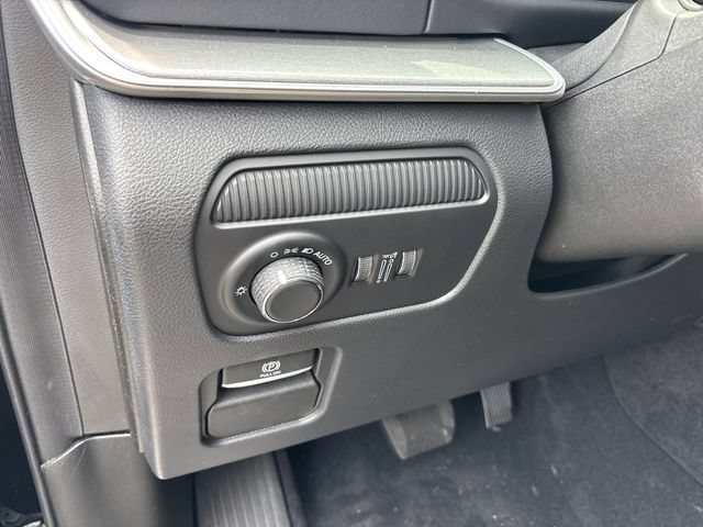 New 2026 Jeep Grand Wagoneer Limited AWD/4WD image 18