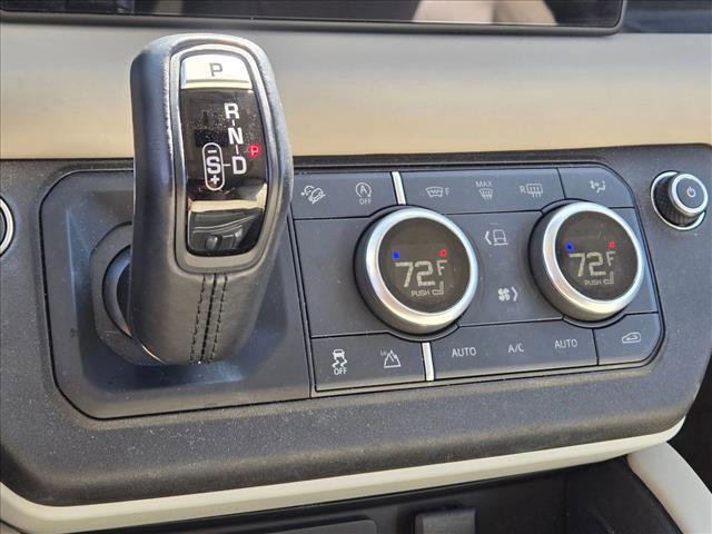 Used 2024 Land Rover Defender 90 S image 14
