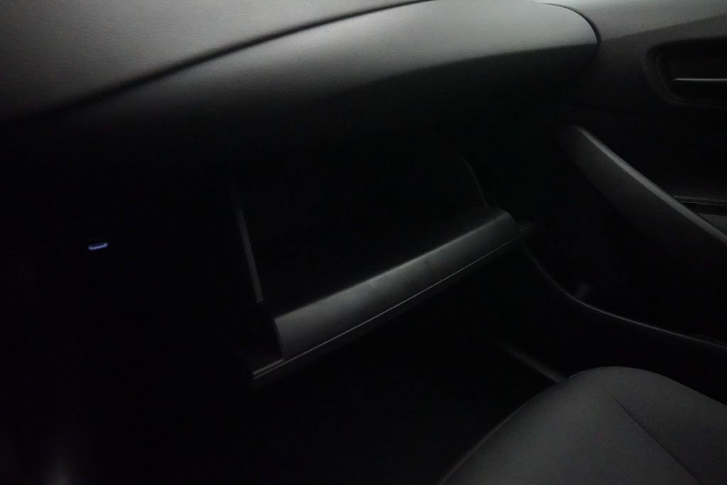 Used 2025 Toyota Corolla LE FWD image 29