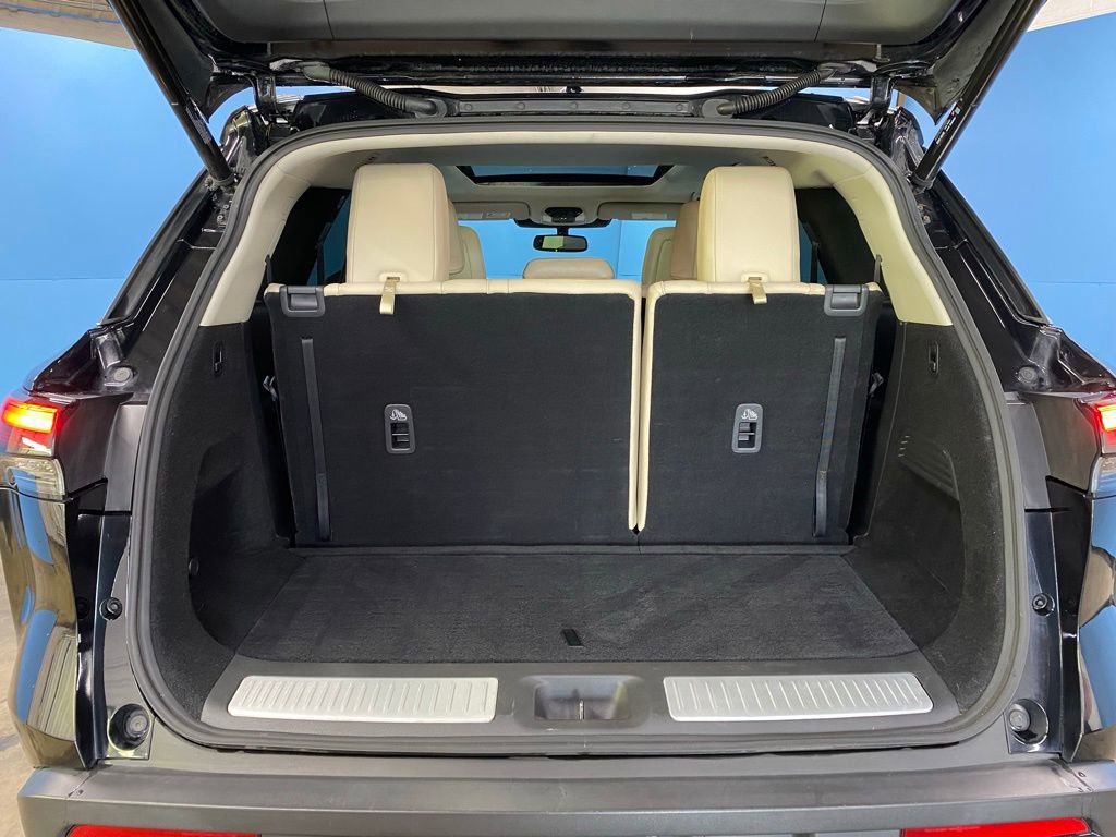 Used 2022 INFINITI QX60 Luxe image 42
