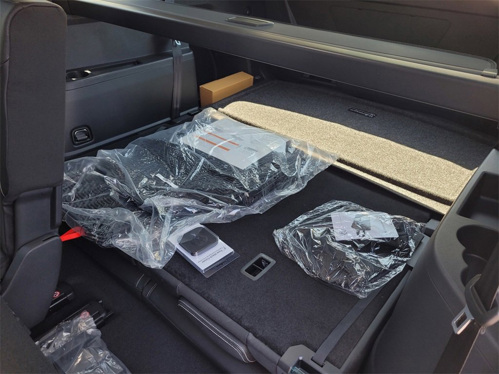 New 2026 Volkswagen Atlas SE image 5