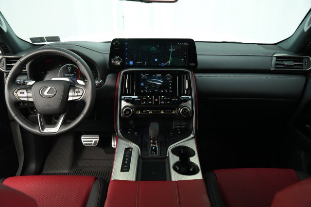 Used 2025 Lexus LX 700h F Sport image 61