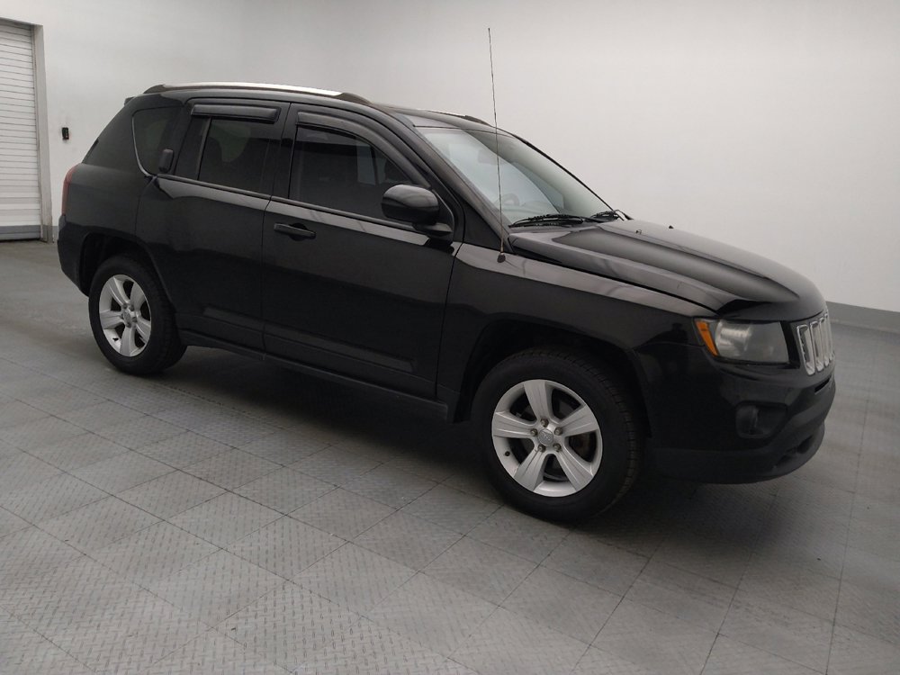 Used 2014 Jeep Compass Latitude w/ Sun/Sound Group AWD/4WD image 11