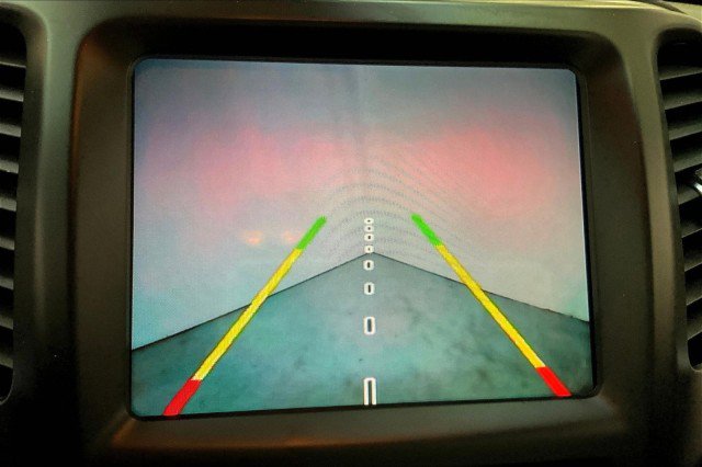 Used 2017 Jeep Cherokee Latitude image 21