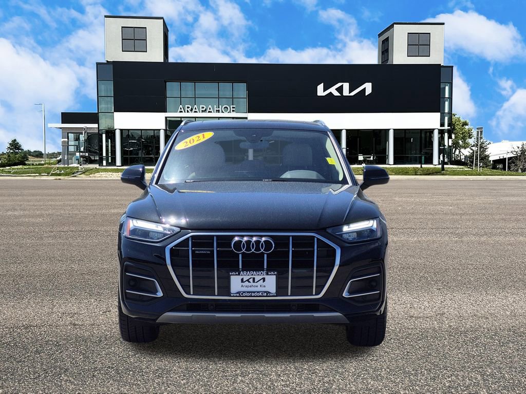 Used 2021 Audi Q5 2.0T Premium w/ Convenience Package AWD/4WD image 3