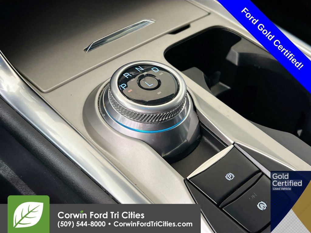 Used 2022 Ford Explorer XLT w/ Equipment Group 202A image 10