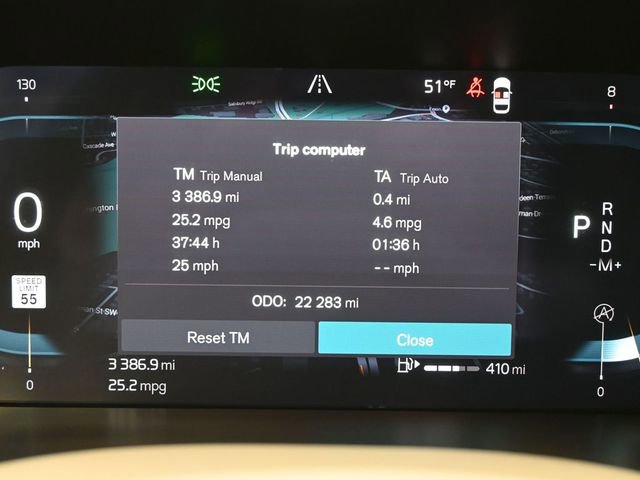 Used 2023 Volvo XC60 B5 Plus w/ Protection Package Premier image 27