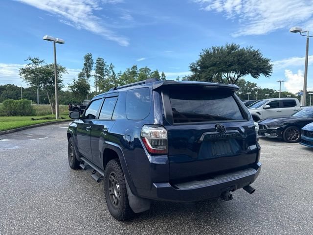 Used 2020 Toyota 4Runner Venture w/ Moonroof Package AWD/4WD image 4