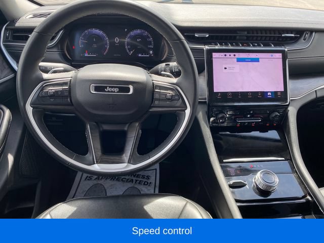 Used 2023 Jeep Grand Cherokee Limited AWD/4WD image 7