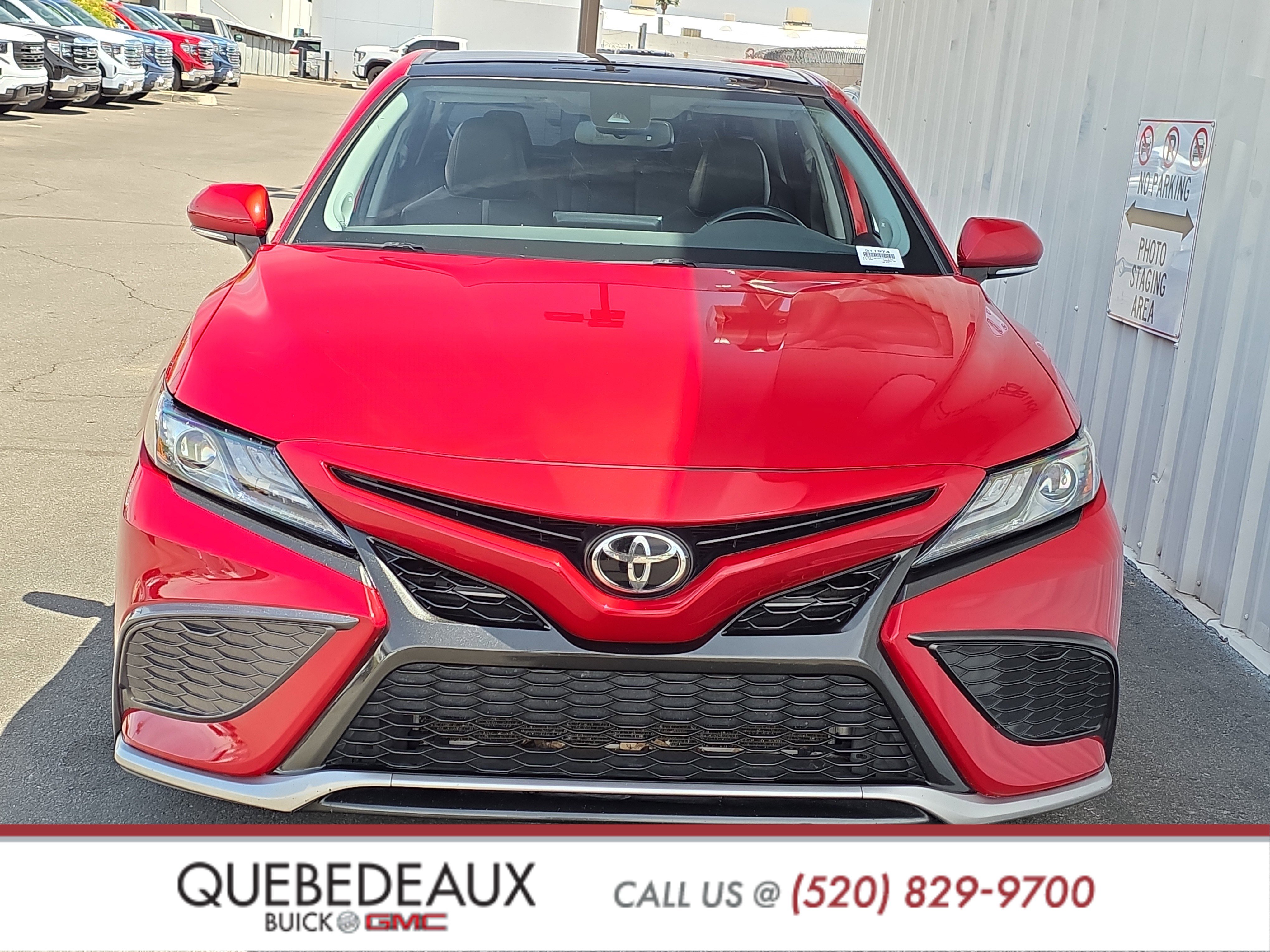 Used 2021 Toyota Camry XSE w/ Navigation Package FWD image 2