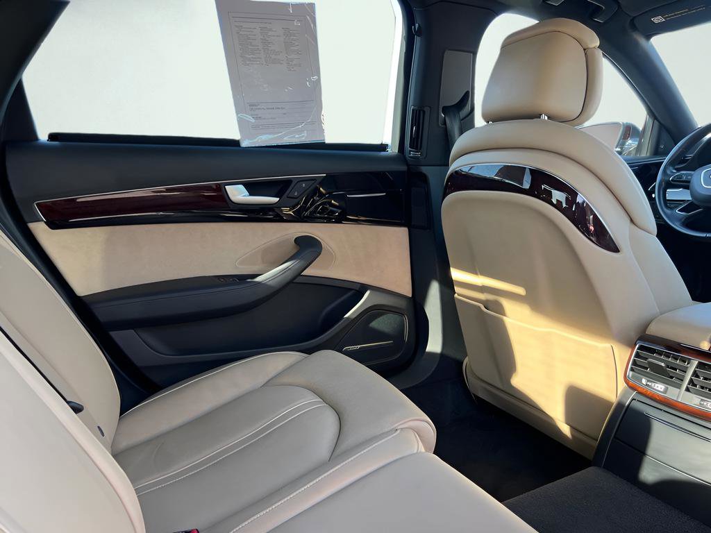 Used 2014 Audi A8 L 3.0T image 29