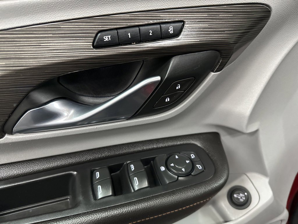 Used 2019 GMC Terrain SLT w/ Preferred Package image 19