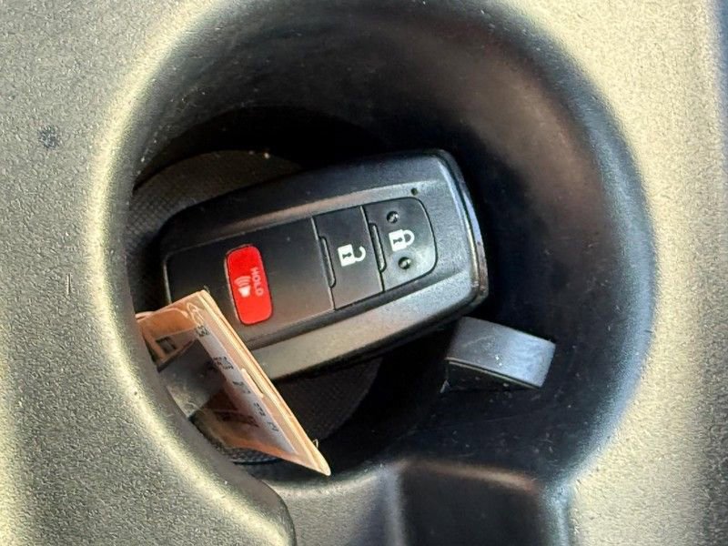 Used 2019 Toyota Prius LE image 30