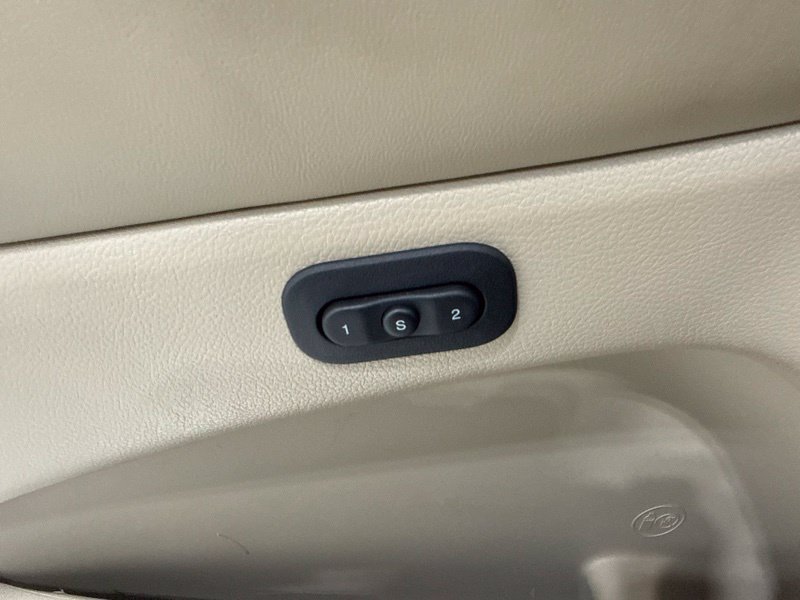 Used 2018 Jeep Grand Cherokee Limited AWD/4WD image 24