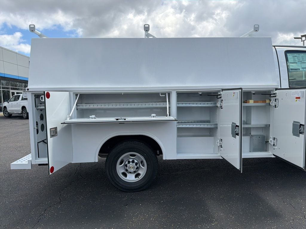 New 2026 Chevrolet Express 3500 w/ Power Convenience Package RWD image 8