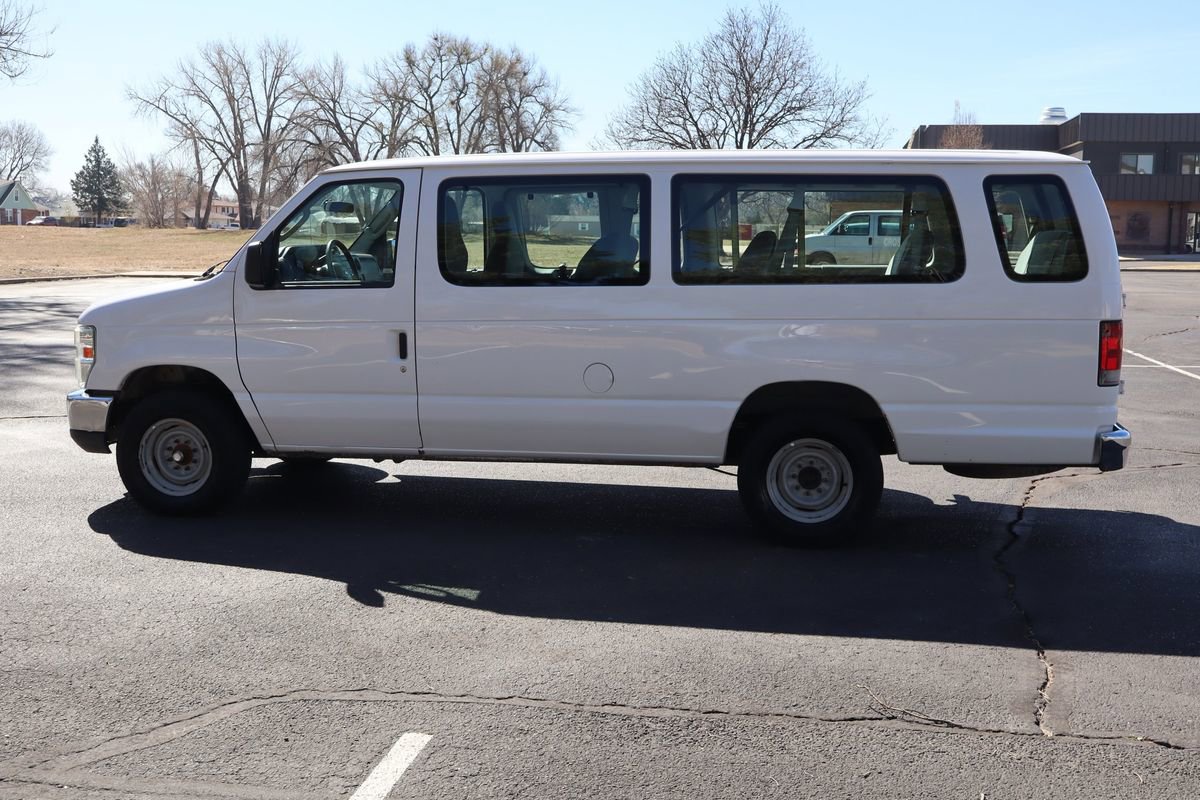 Used 2012 Ford E-350 and Econoline 350 XLT image 9