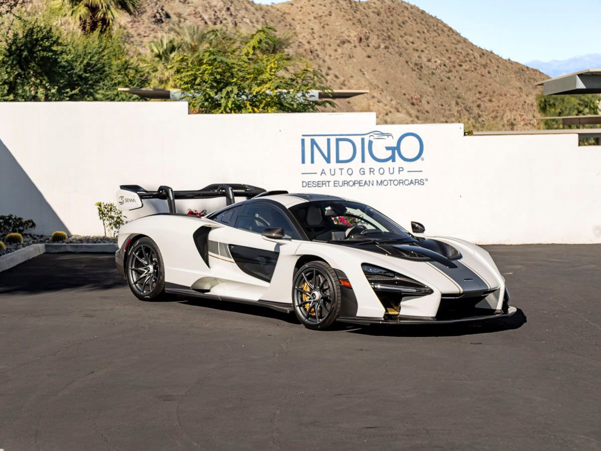 Used 2019 McLaren Senna RWD image 4