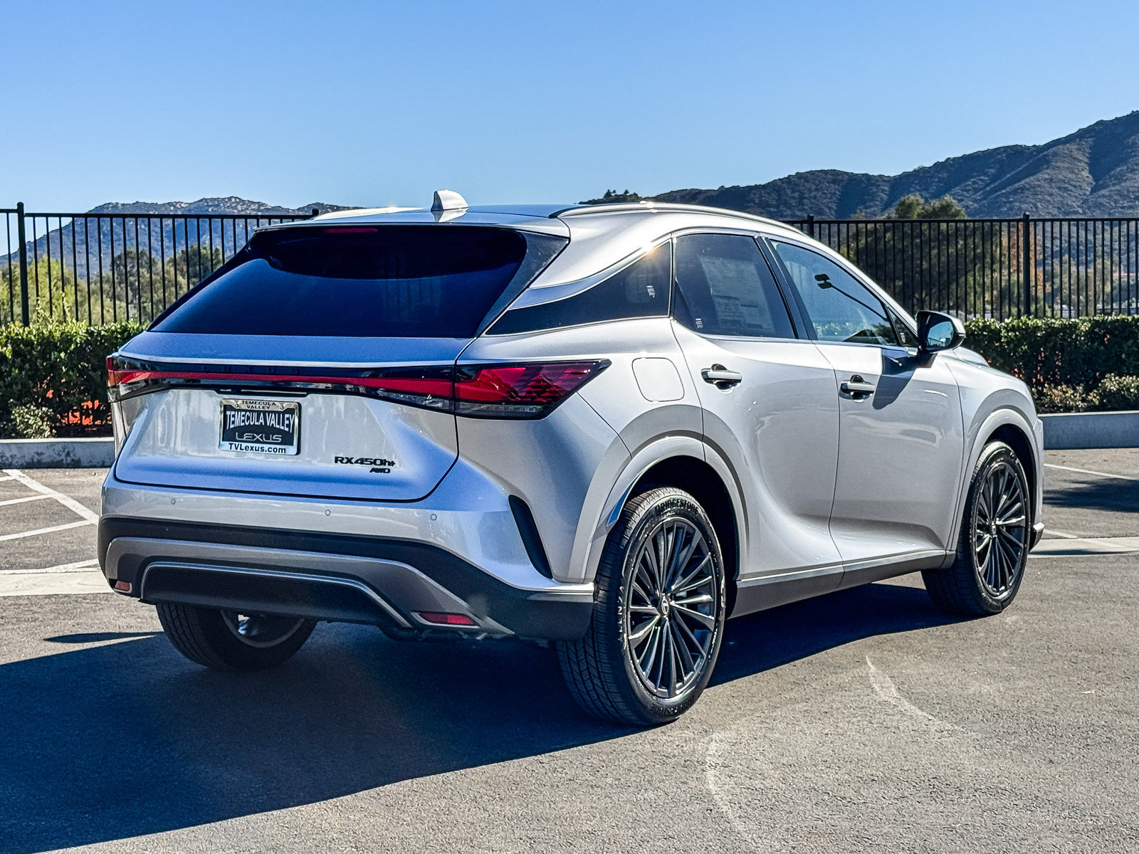 New 2026 Lexus RX 450h AWD w/ Convenience Package image 7