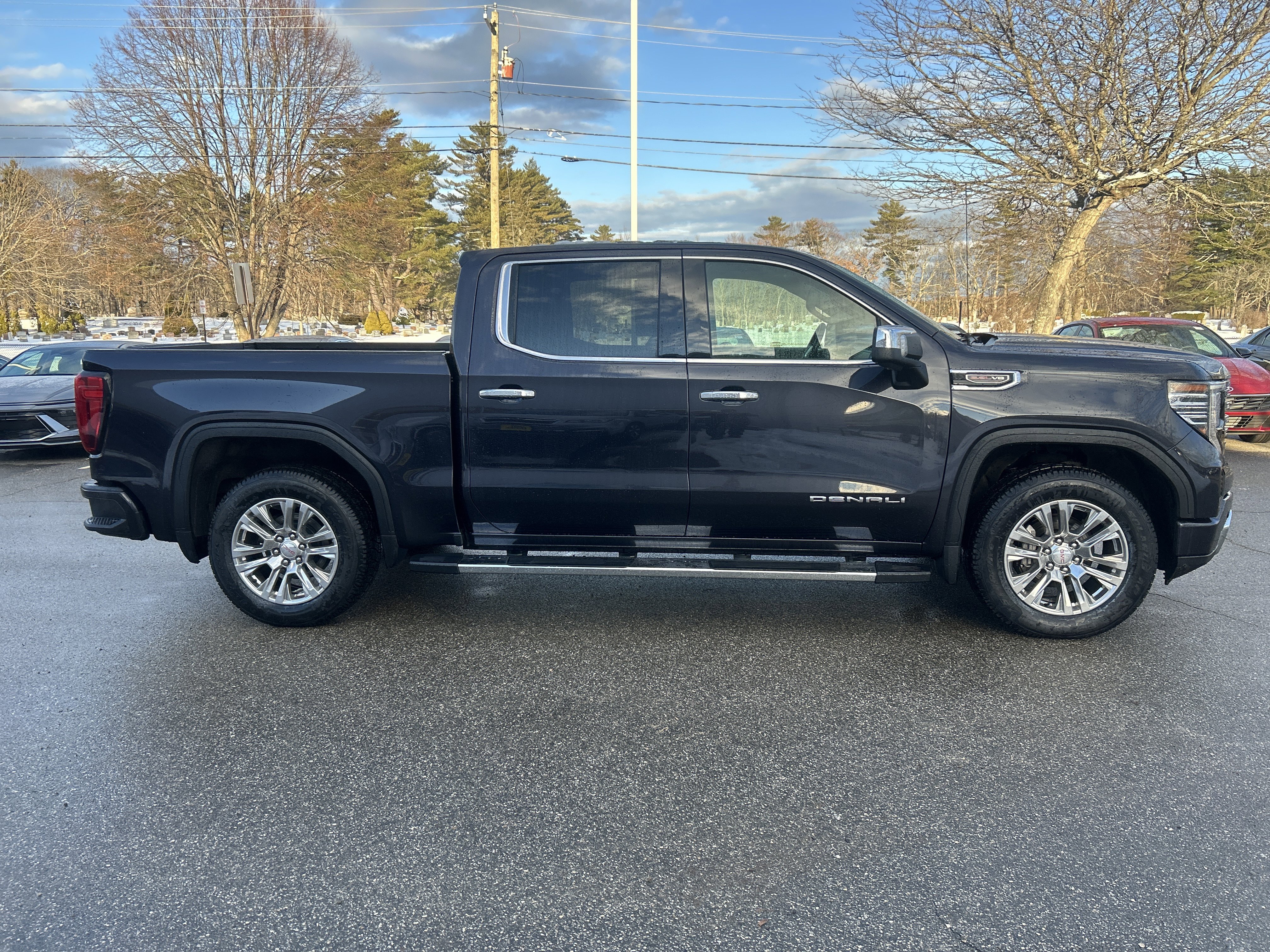 Used 2022 GMC Sierra 1500 Denali AWD/4WD image 4