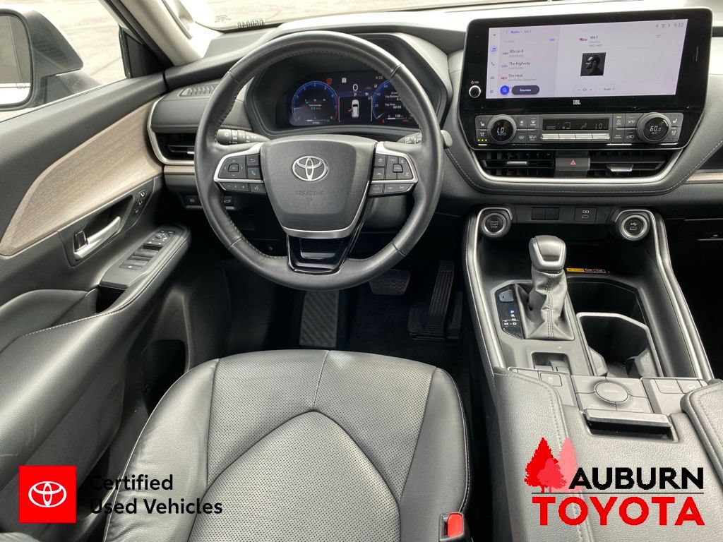 Certified 2024 Toyota Grand Highlander AWD image 35