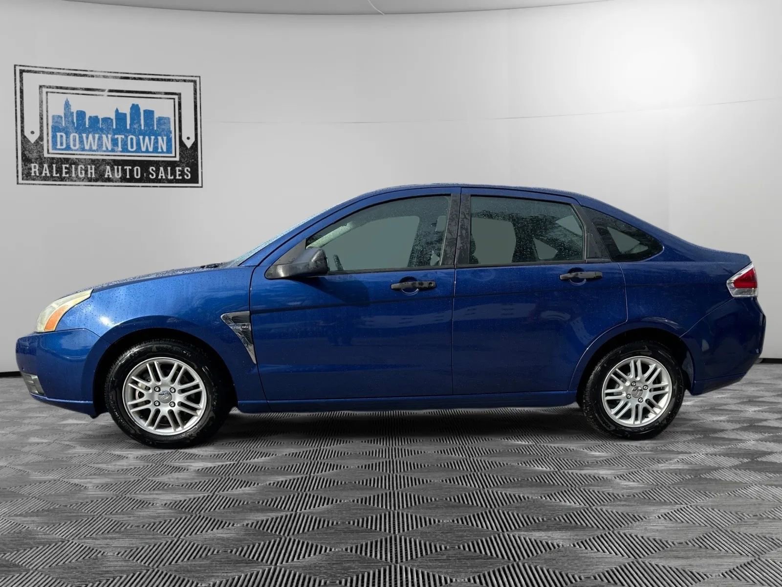 Used 2008 Ford Focus SE image 10
