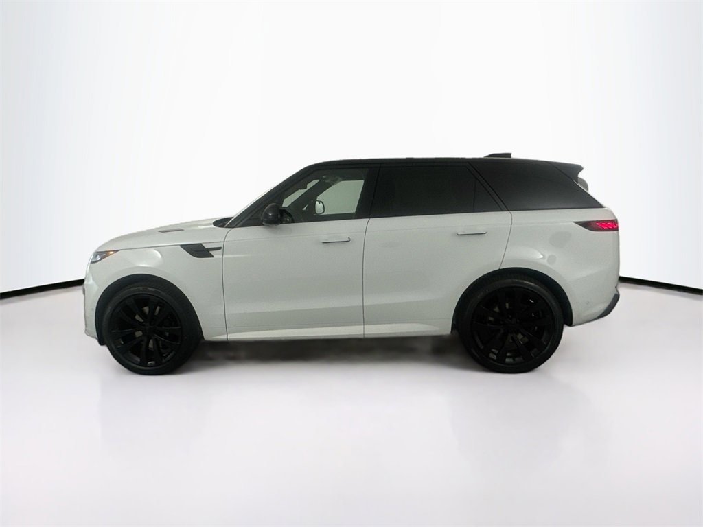 New 2026 Land Rover Range Rover Sport Dynamic SE image 8