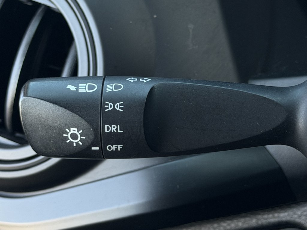 Used 2018 Toyota Tacoma SR w/ SR Convenience Package RWD image 20