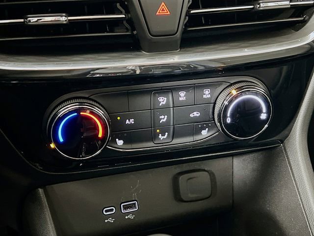 Used 2025 Buick Encore GX Sport Touring w/ Comfort Package FWD image 18