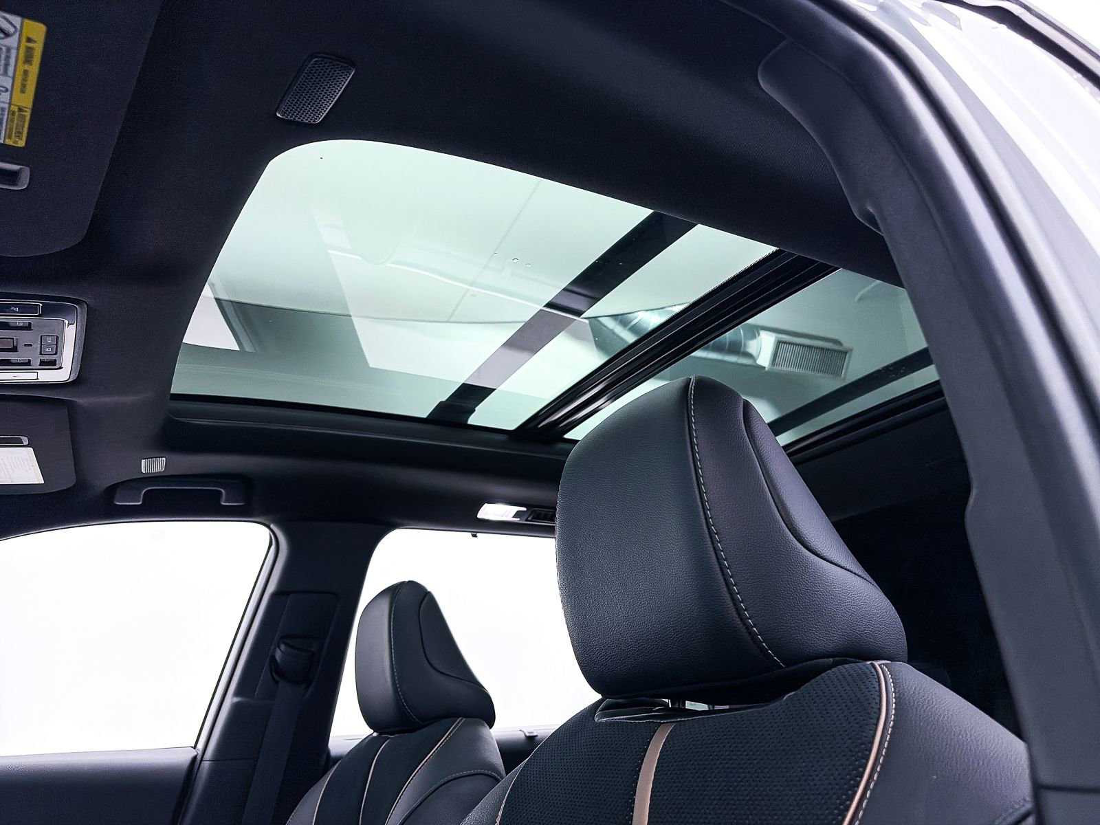 Used 2025 Toyota Grand Highlander AWD Hybrid image 3