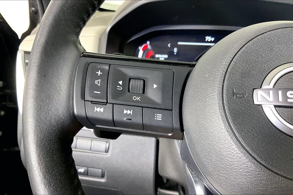 Used 2024 Nissan Rogue SL w/ SL Premium Package AWD/4WD image 21