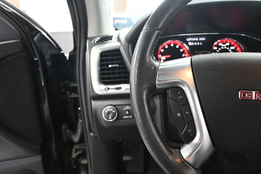Used 2016 GMC Acadia SLE AWD/4WD image 30