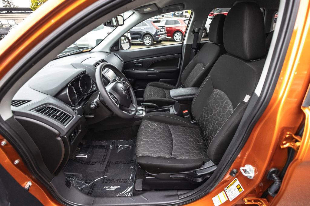 Used 2023 Mitsubishi Outlander Sport ES AWD/4WD image 18