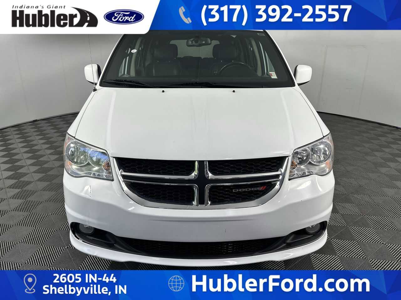 Used 2017 Dodge Grand Caravan SXT FWD image 3