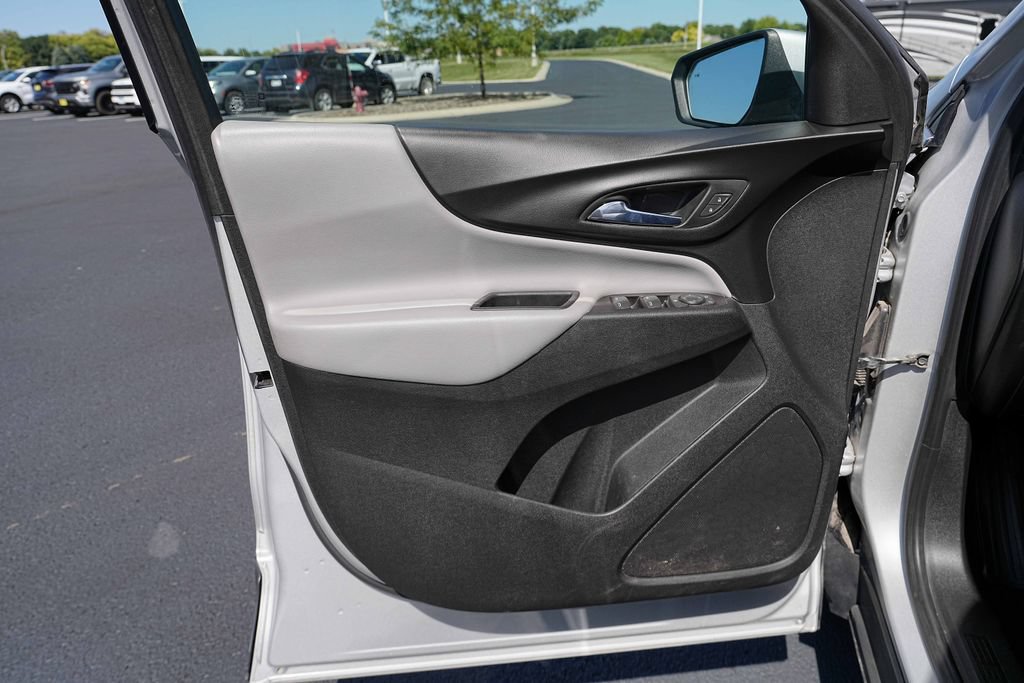 Used 2020 Chevrolet Equinox LT AWD/4WD image 21