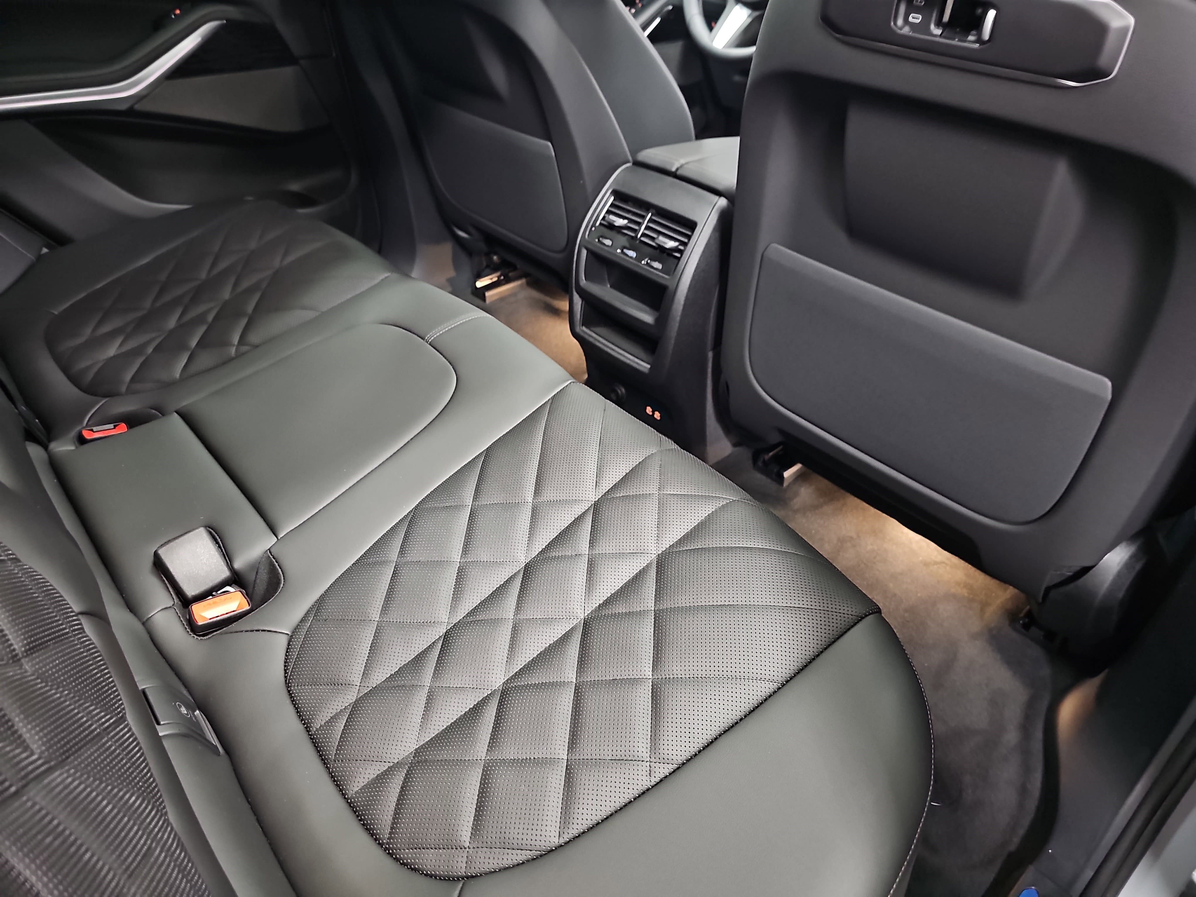 New 2026 BMW X5 xDrive40i w/ M Sport Package image 11